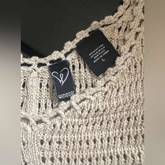 BUNDLE Knitted Top Brown Beige Off-White Cream Tan Assortment - Picture 9 of 11